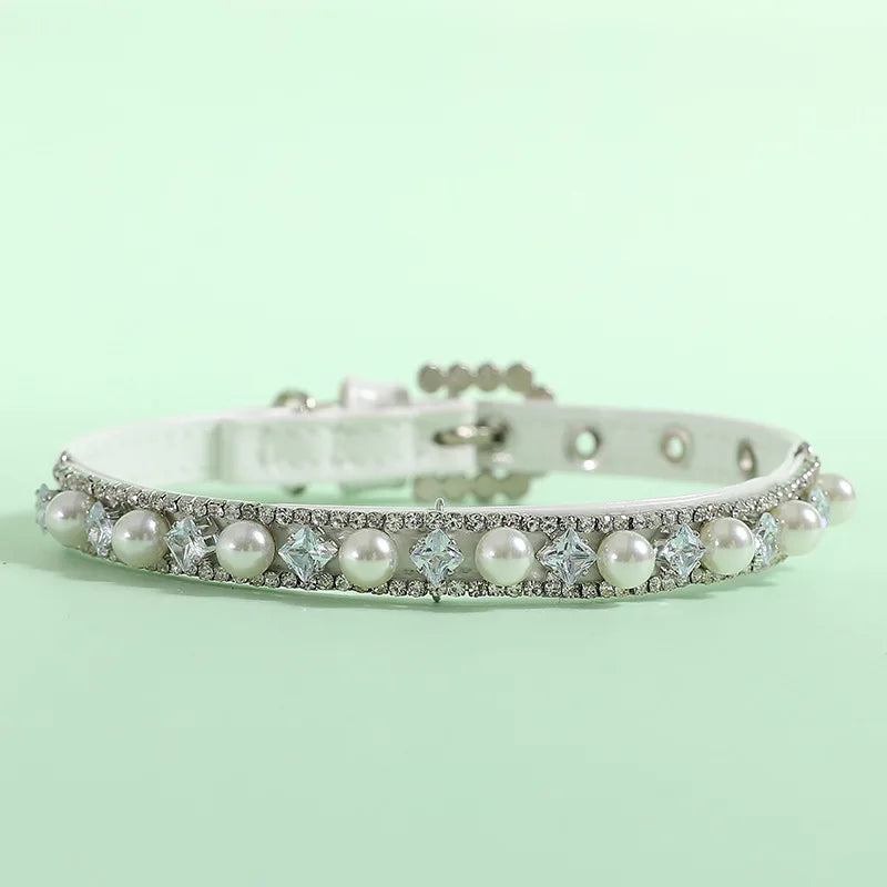 Luxury Pearl Rhinestone Pet Collar Necklace for Cats and Dogs