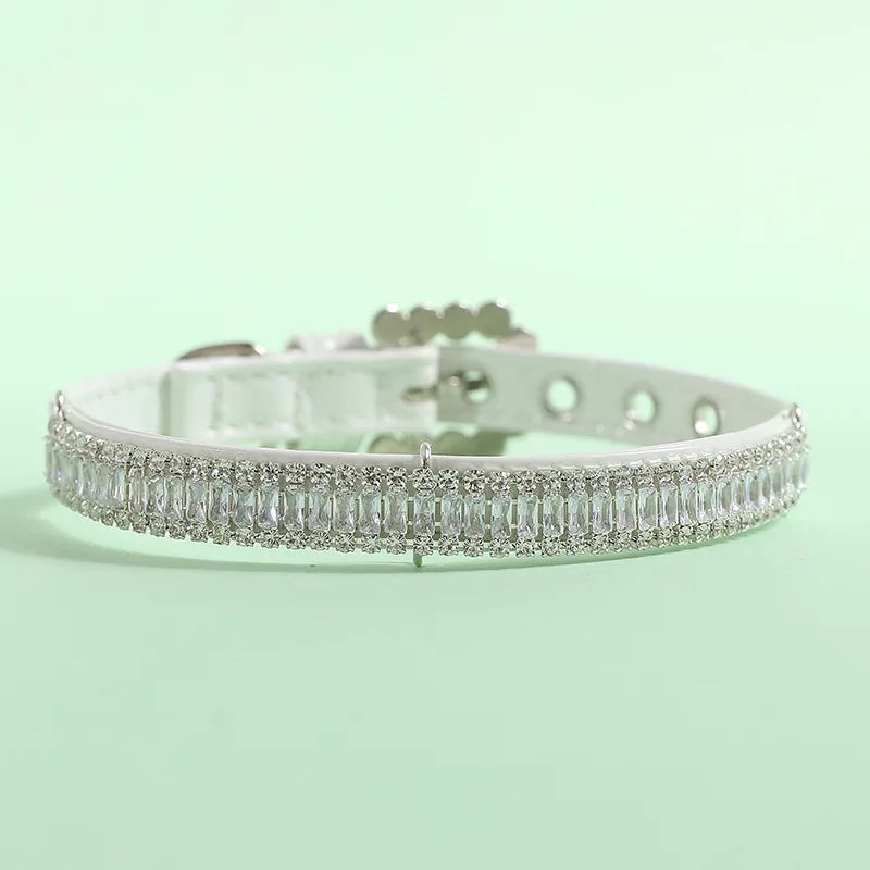 Luxury Pearl Rhinestone Pet Collar Necklace for Cats and Dogs